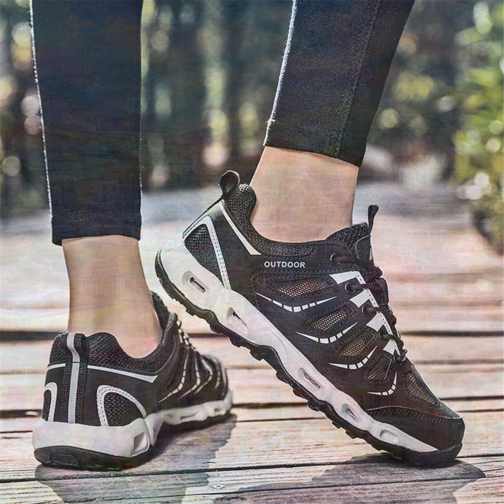 Sumer Round Tip Silver Sneaker - đánh giá và giá Mens Fashion In 40S